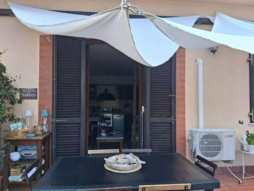 Immagine 5 di Villetta a schiera in vendita  a Ameglia