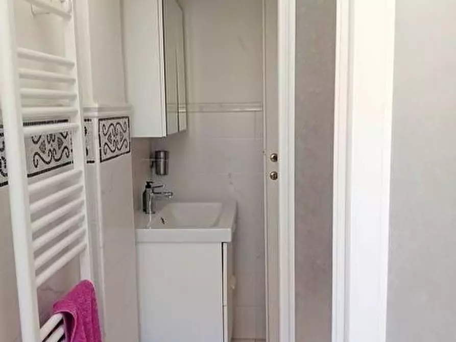Immagine 20 di Appartamento in vendita  a Pisa