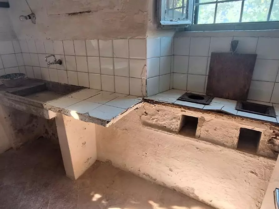 Immagine 11 di Casa colonica in vendita  a Borgo A Mozzano