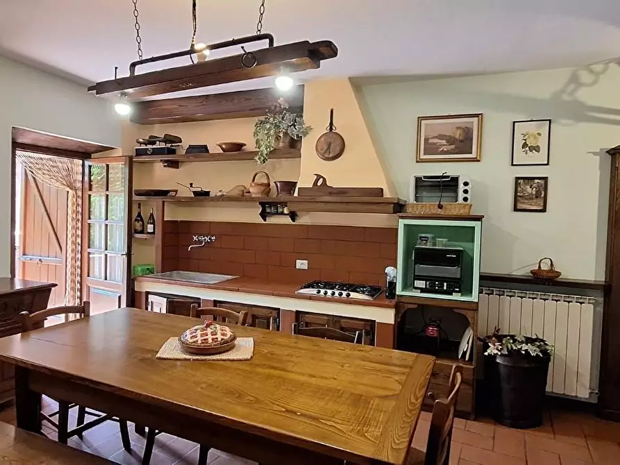 Immagine 27 di Appartamento in vendita  a Pescaglia