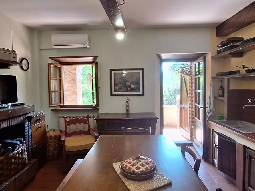 Immagine 19 di Appartamento in vendita  a Pescaglia
