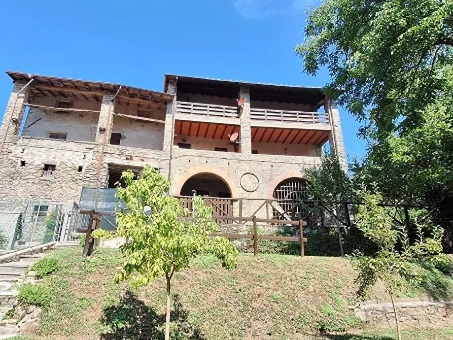 Immagine 8 di Appartamento in vendita  a Pescaglia