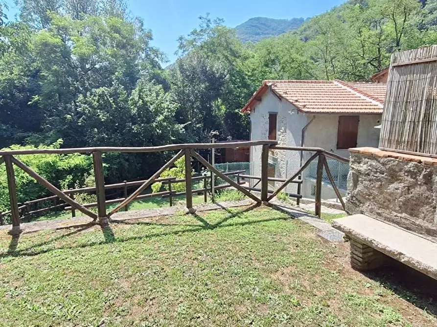 Immagine 17 di Appartamento in vendita  a Pescaglia