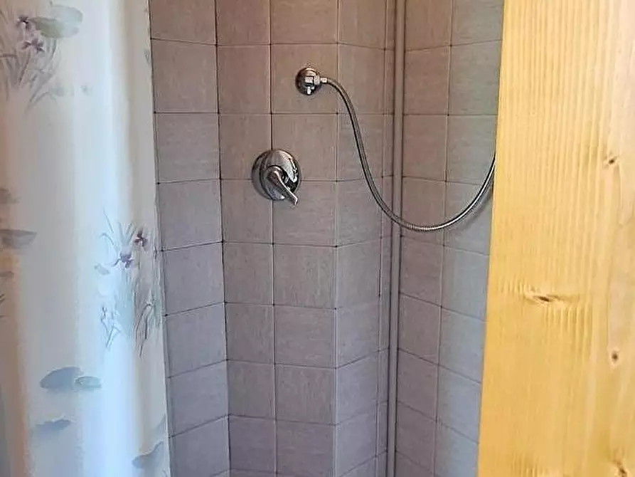Immagine 28 di Appartamento in vendita  a Pescaglia