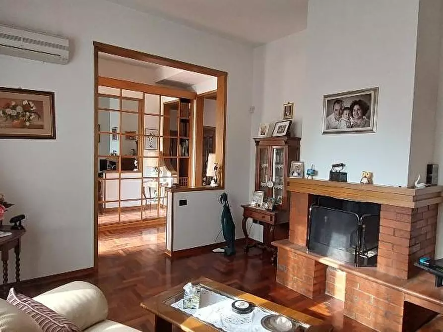 Immagine 15 di Casa bifamiliare in vendita  a Pistoia