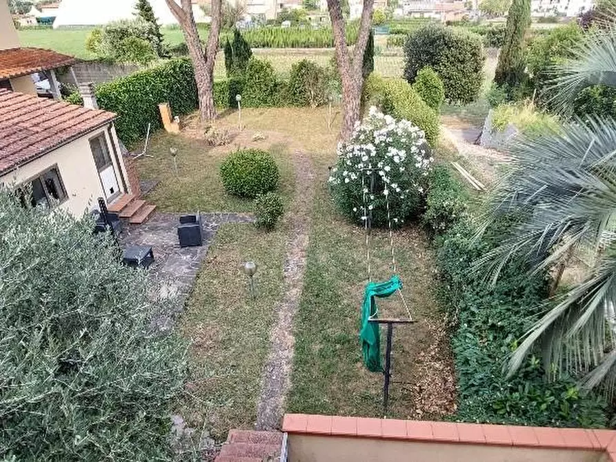 Immagine 6 di Casa bifamiliare in vendita  a Pistoia