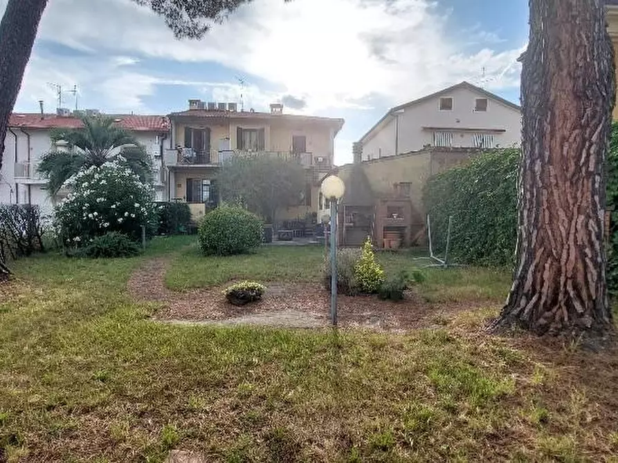 Immagine 4 di Casa bifamiliare in vendita  a Pistoia