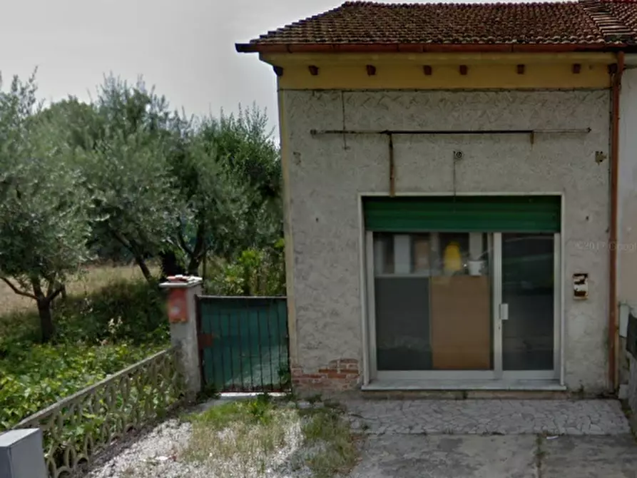 Immagine 2 di Terratetto in vendita  a Viareggio