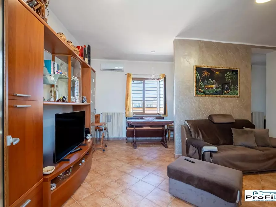 Immagine 2 di Appartamento in vendita  a Bari