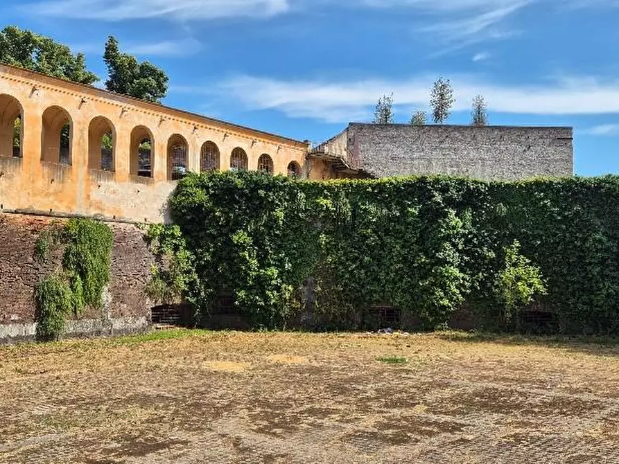 Immagine 2 di Appartamento in vendita  a Pisa