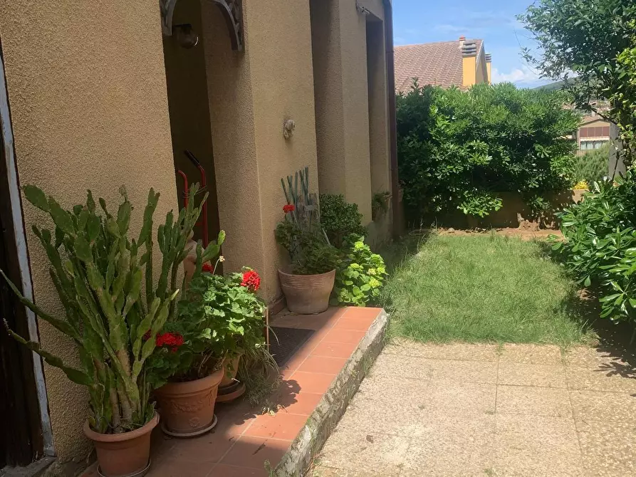 Immagine 10 di Appartamento in vendita  a Piombino