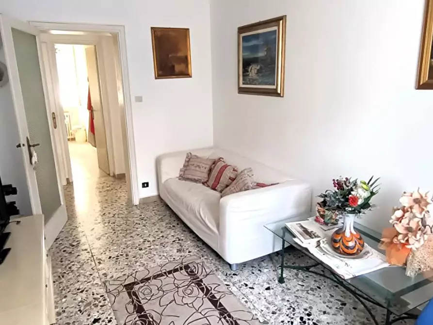 Immagine 2 di Appartamento in vendita  a Pontedera