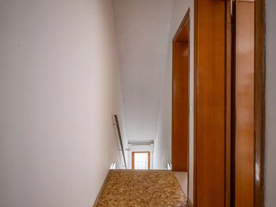 Immagine 18 di Terratetto in vendita  a Pisa
