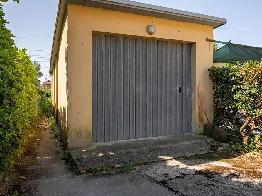 Immagine 32 di Terratetto in vendita  a Pisa