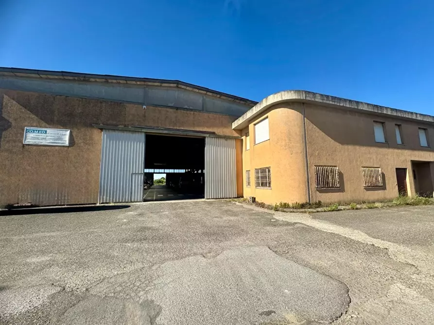 Immagine 12 di Capannone industriale in vendita  a Calcinaia