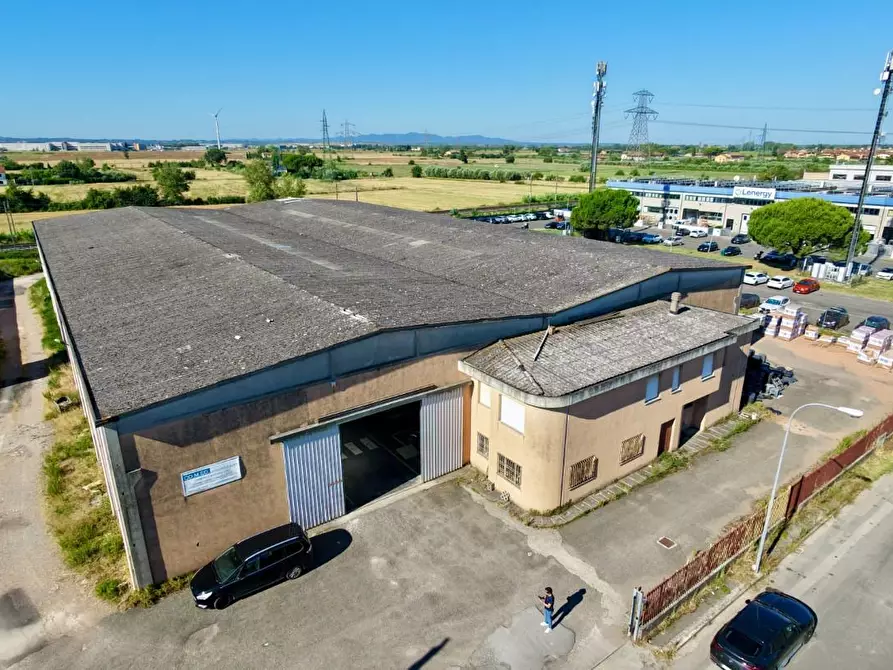 Immagine 4 di Capannone industriale in vendita  a Calcinaia