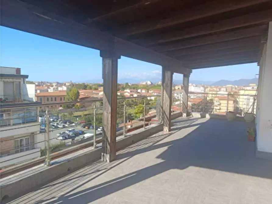 Immagine 1 di Mansarda in vendita  a Pisa