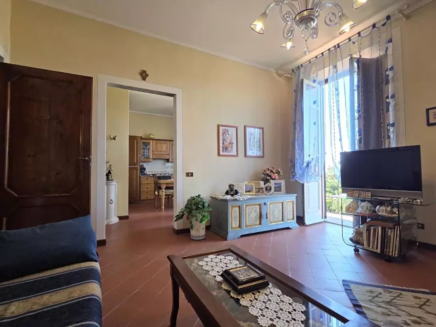 Immagine 32 di Villa in vendita  a Capannori