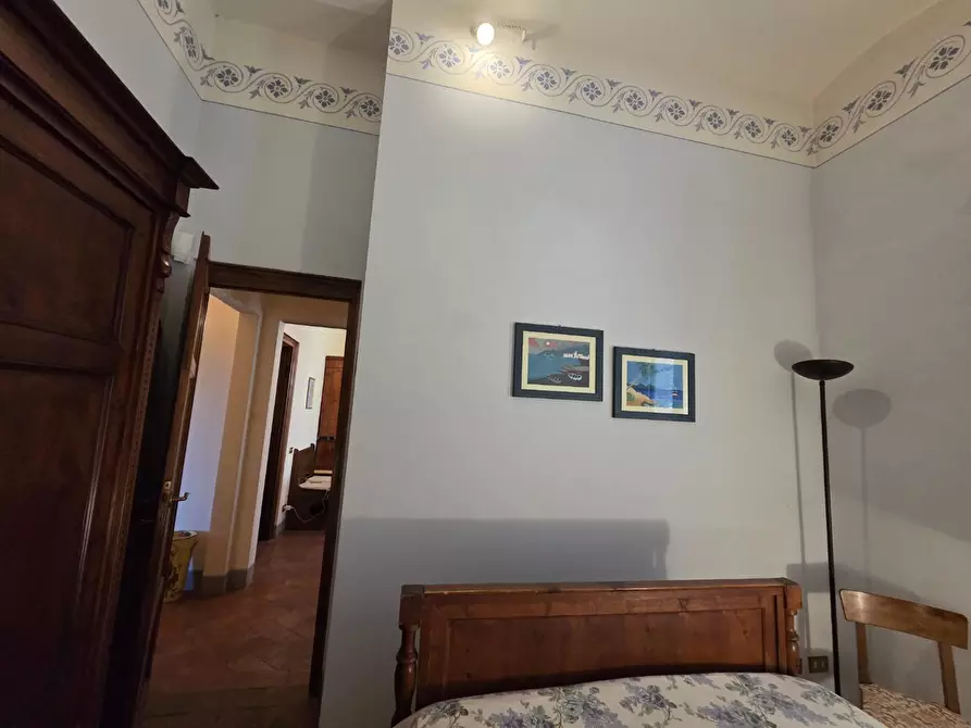 Immagine 21 di Villa in vendita  a Capannori