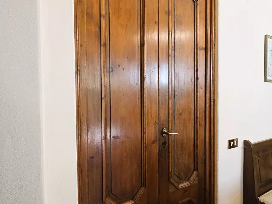 Immagine 8 di Villa in vendita  a Capannori