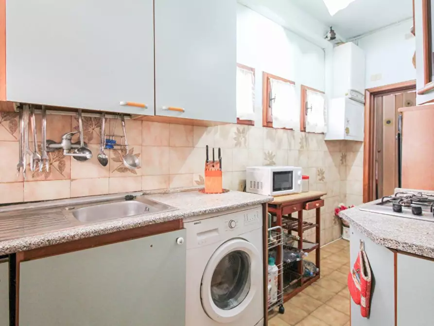 Immagine 10 di Appartamento in vendita  a Vicopisano