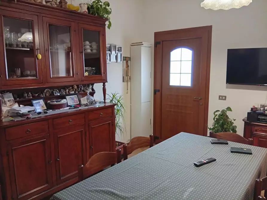Immagine 8 di Appartamento in affitto  a Cascina