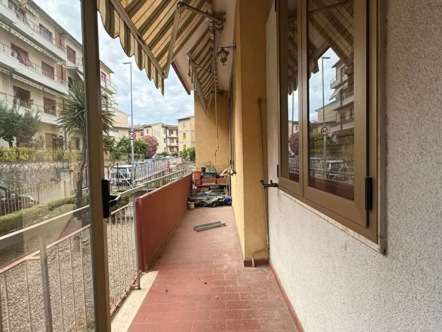 Immagine 9 di Appartamento in affitto  a Siena
