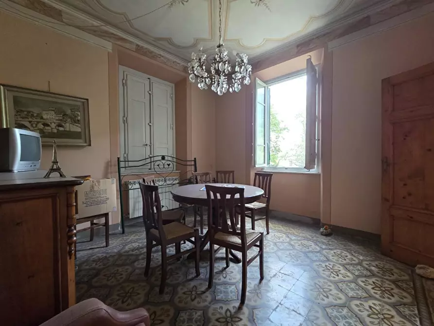 Immagine 7 di Villa in vendita  a Lucca