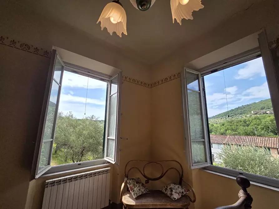 Immagine 25 di Villa in vendita  a Lucca