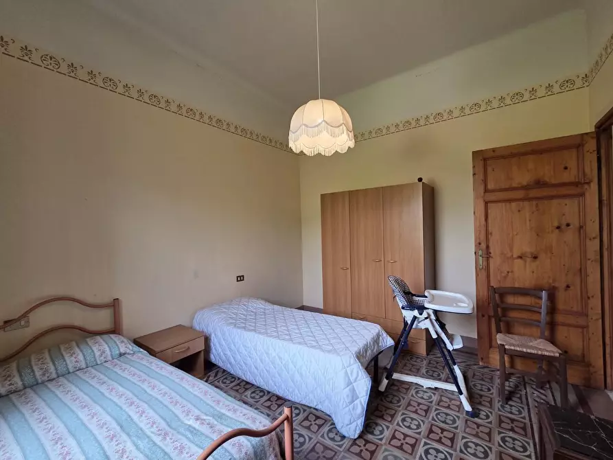 Immagine 36 di Villa in vendita  a Lucca