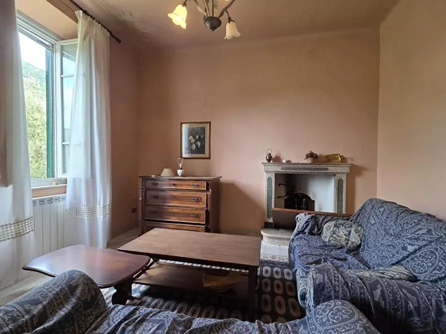 Immagine 4 di Villa in vendita  a Lucca