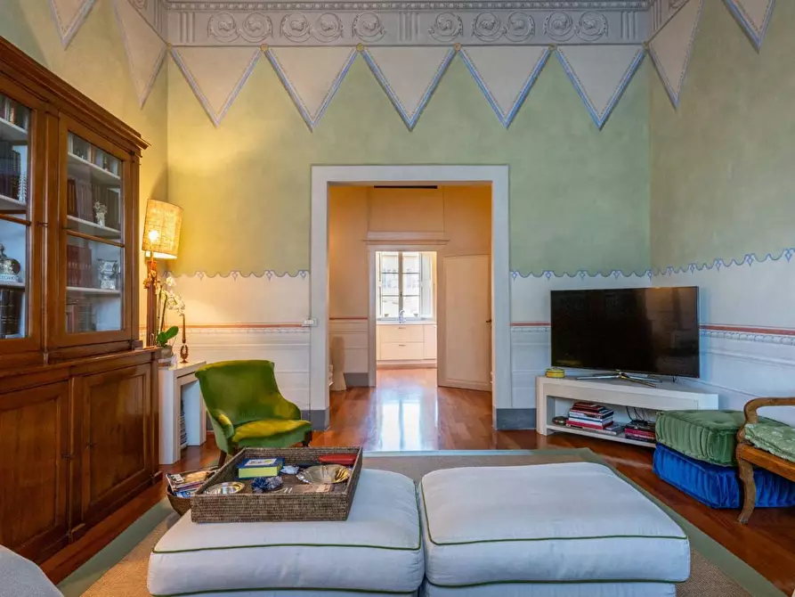 Immagine 11 di Appartamento in vendita  a Pisa