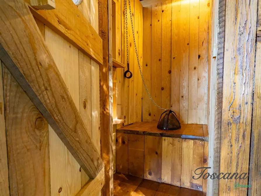 Immagine 44 di Casa colonica in vendita  a Roccastrada