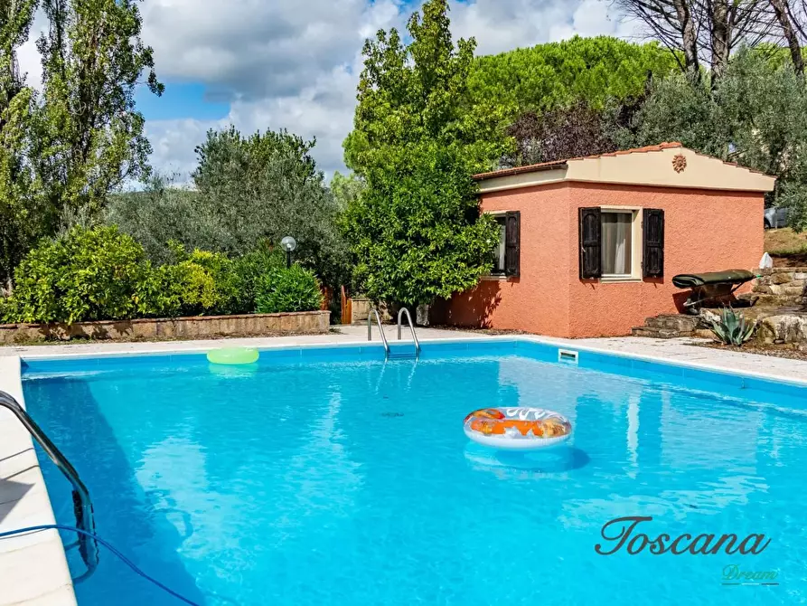 Immagine 12 di Casa colonica in vendita  a Roccastrada