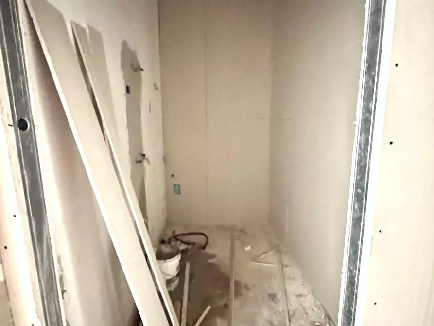 Immagine 12 di Appartamento in vendita  a Pisa