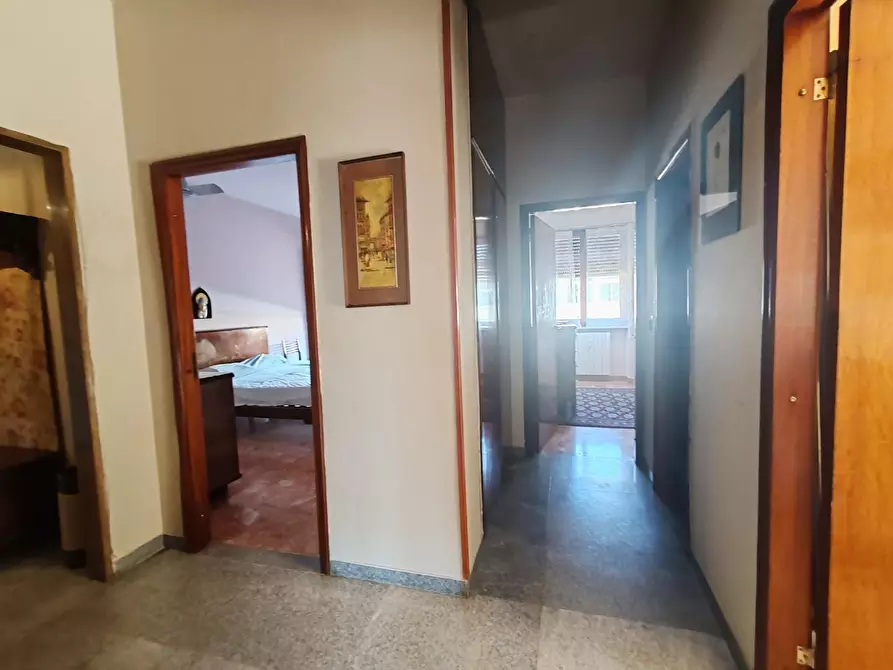 Immagine 6 di Appartamento in vendita  a Massa