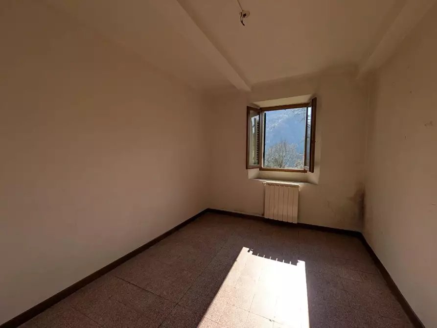 Immagine 30 di Terratetto in vendita  a Bagni Di Lucca