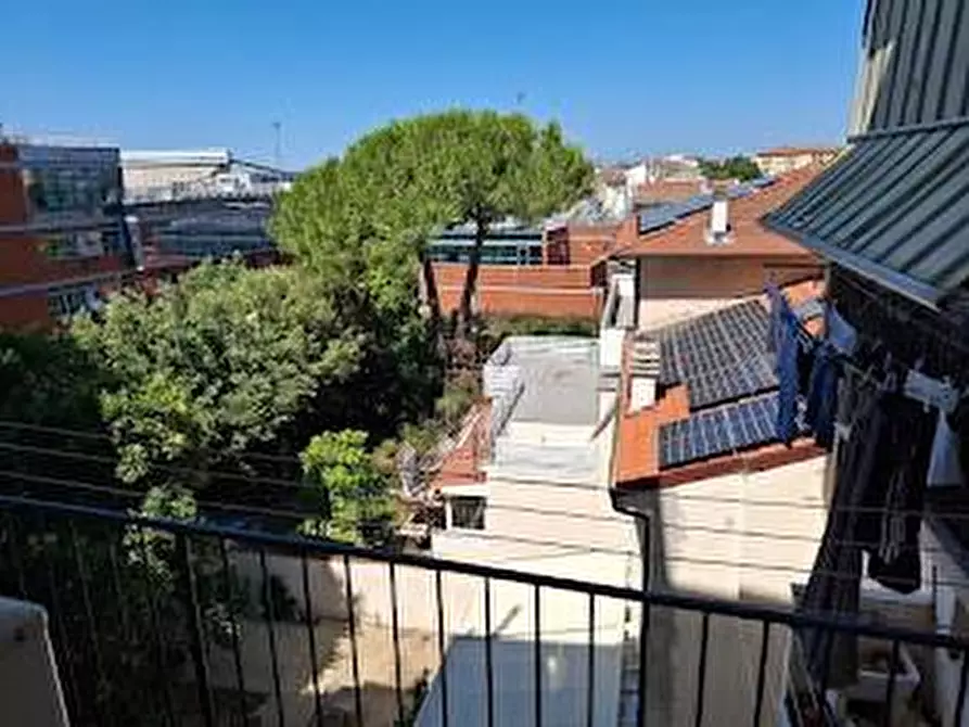 Immagine 2 di Appartamento in vendita  a Pisa