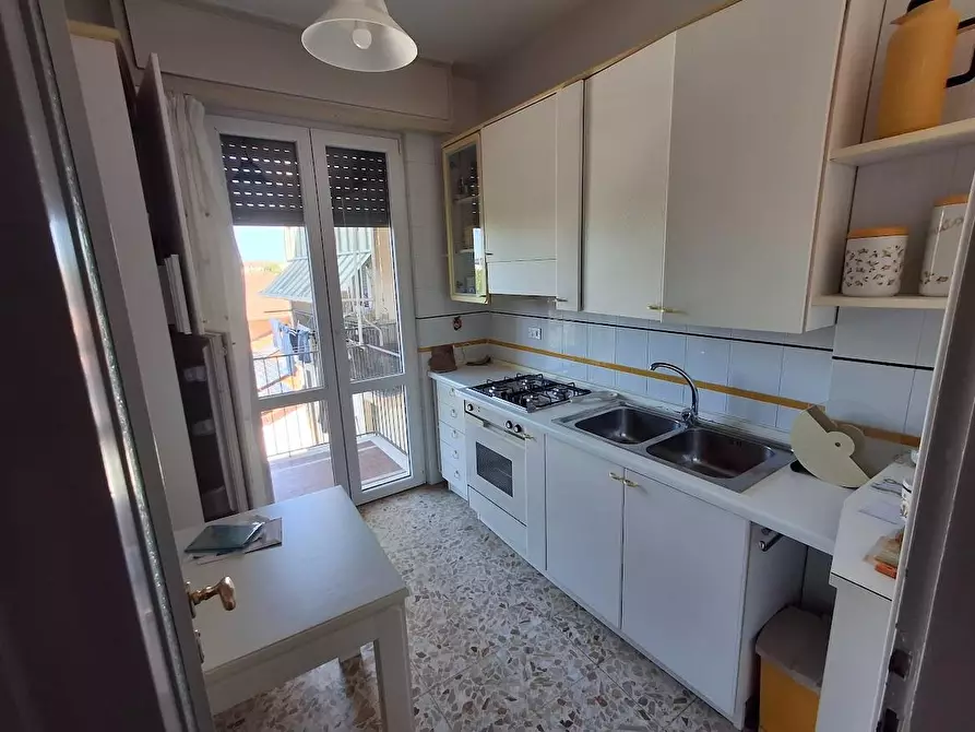 Immagine 5 di Appartamento in vendita  a Pisa