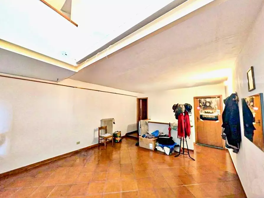 Immagine 8 di Appartamento in vendita  a Pisa