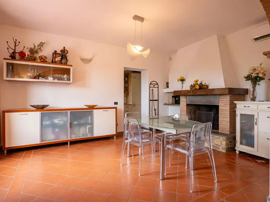 Immagine 13 di Rustico / casale in vendita  a Vicopisano