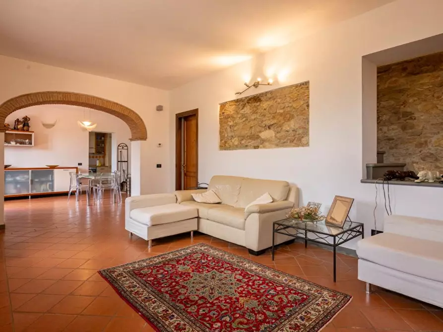 Immagine 12 di Rustico / casale in vendita  a Vicopisano