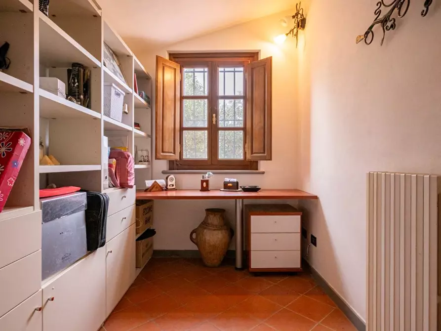 Immagine 21 di Rustico / casale in vendita  a Vicopisano