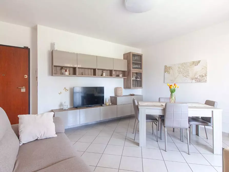 Immagine 9 di Appartamento in vendita  a Cascina