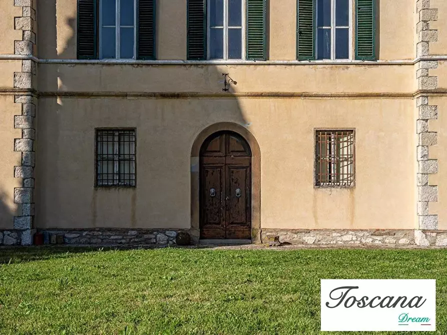 Immagine 7 di Villa in vendita  a Pomarance