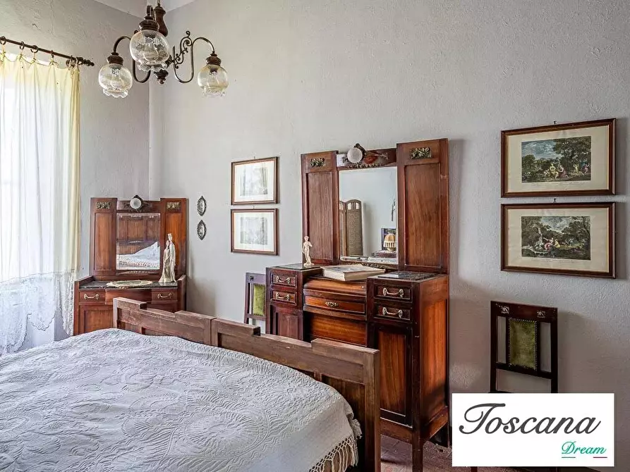 Immagine 31 di Villa in vendita  a Pomarance