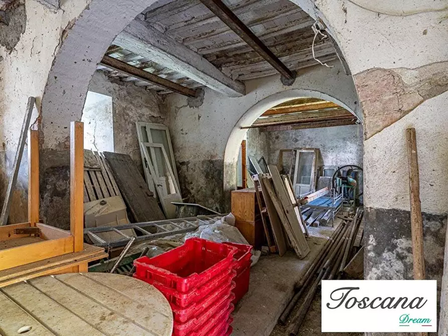 Immagine 45 di Villa in vendita  a Pomarance