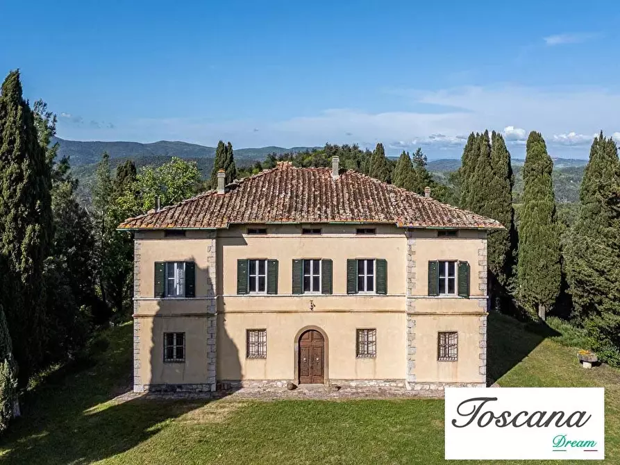 Immagine 2 di Villa in vendita  a Pomarance