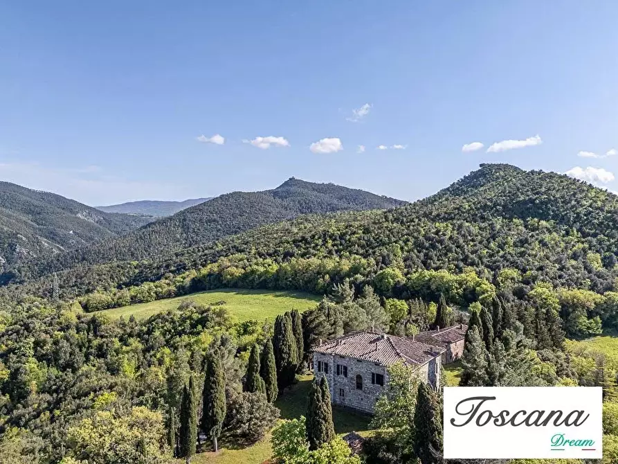 Immagine 4 di Villa in vendita  a Pomarance