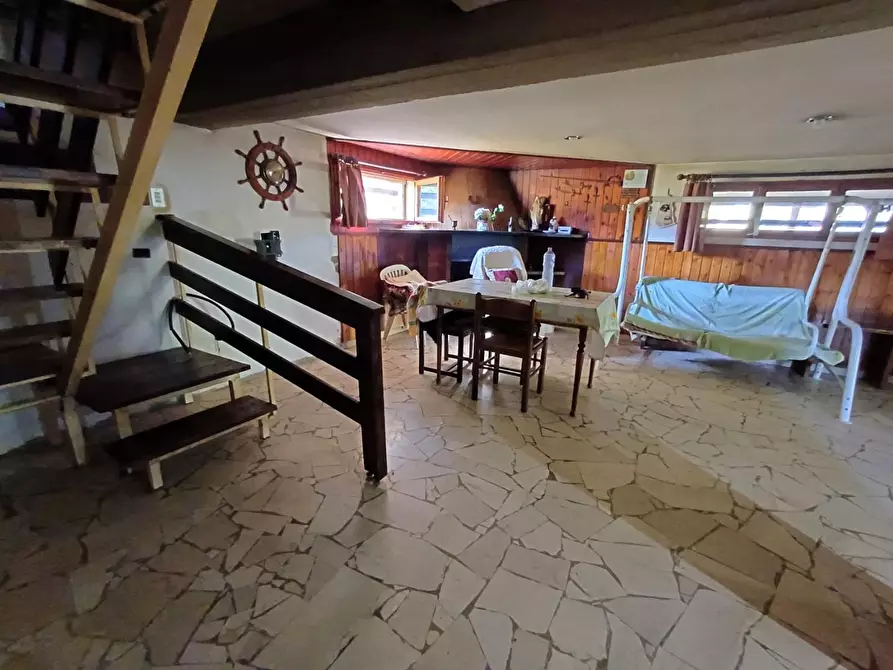 Immagine 14 di Villa in vendita  a Empoli